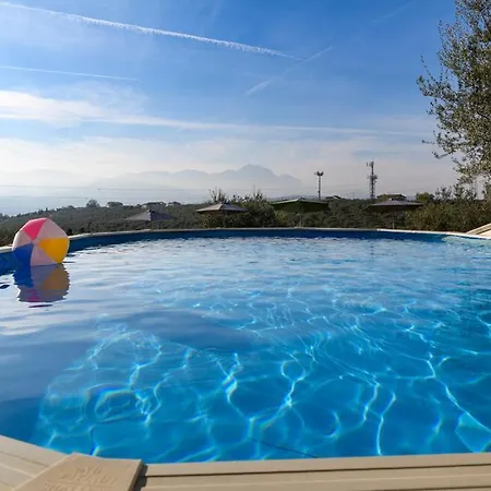 Assunta Holiday home *